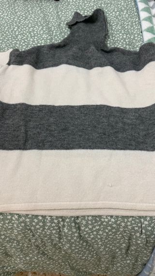 Conjunto de lana gris y blanco