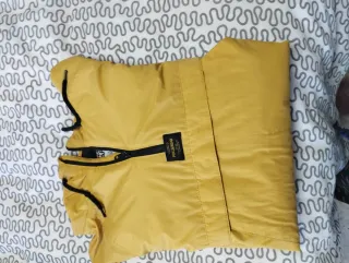 Abrigo Pull&Bear tipo sudadera Talla M