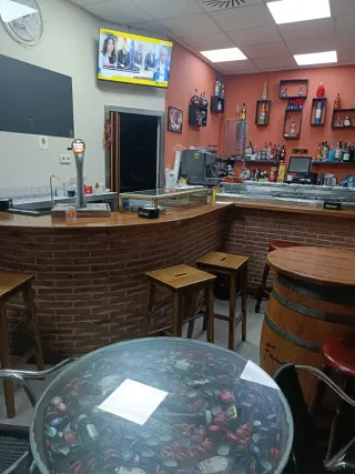 Bar en centro comercial, traspaso