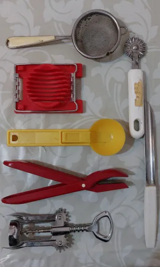 Set 7 accessori cucina metallo e plastica