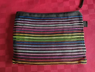 Pochette righe multicolor con zip