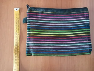 Pochette righe multicolor con zip