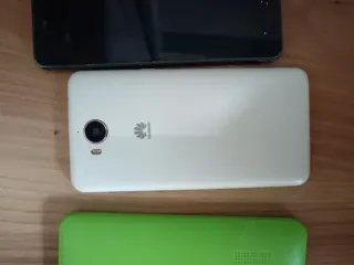 Lote 3 móviles y 1 tablet