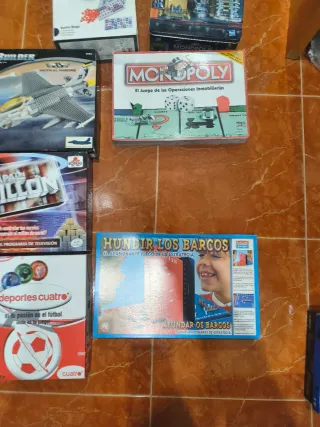 Lote 7 Juegos de Mesa: Monopoly, Probuilder, Bingo