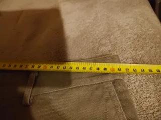 Pantalón beige hombre talla grande