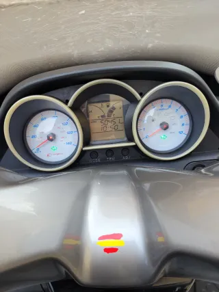 Kymco Super Dink 125cc 5045 km. Es por cadena