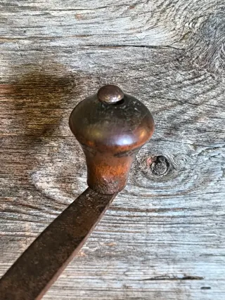 Antiguo Molinillo de café ELMA marrón