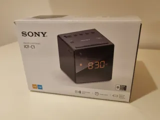Radio y despertador Sony ICF-C1 Negra.