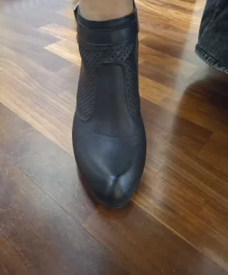 Stivaletti n. 39 neri