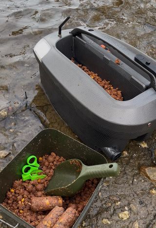 Barco Cebador New Direction Tackle V2