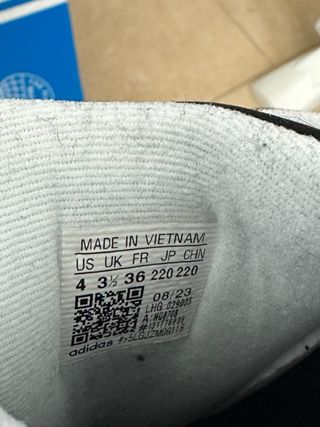 Adidas Campus 00s Negro/Blanco