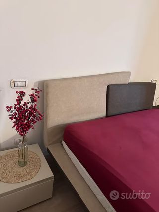Letto matrimoniale tessuto beige/grigio
