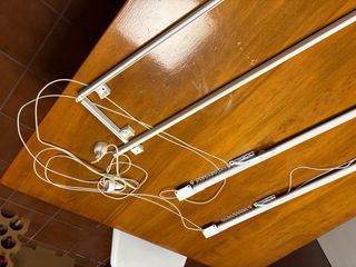 Riel para cortina blanco