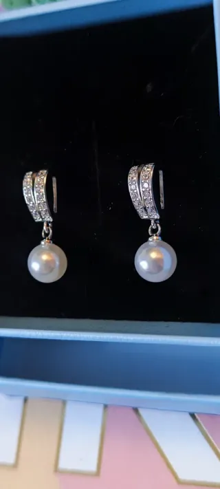 Pendientes de perla y circonitas