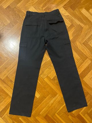 Pantalón cargo Mango XS
