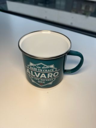 TAZA PERSONALIZADA “ÁLVARO” – ERES UN CRACK