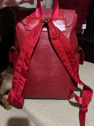 Mochila Louis Vuitton x Supreme Roja