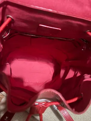 Mochila Louis Vuitton x Supreme Roja