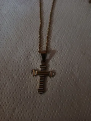 Cadena y Cruz de golfi