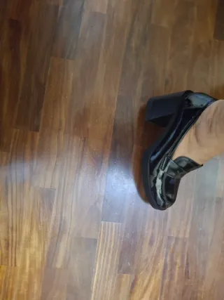 Scarpe con tacco verniciate nere