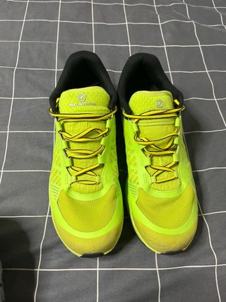 Zapatillas Scarpa Correr Verde y Amarillo
