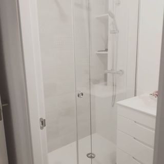 Mampara de ducha hecha a mano