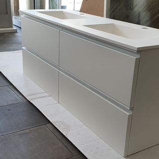 Mampara de ducha hecha a mano