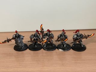 Adeptus Custodes Custodian Guard con Lance