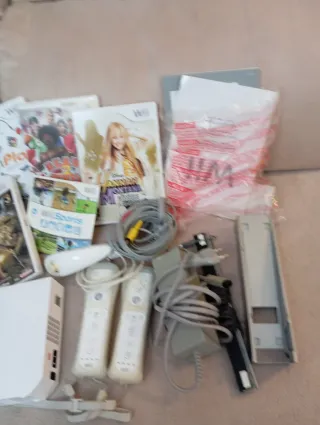 Consola Wii Blanca + Juegos y Mandos