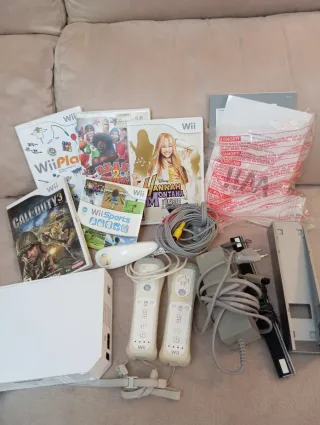 Consola Wii Blanca + Juegos y Mandos
