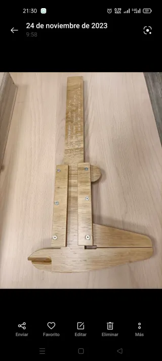 Calibre de madera personalizado, con dedicatoria