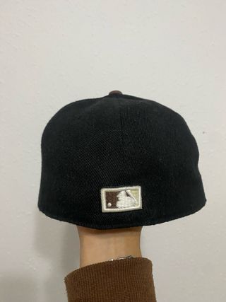 Gorra New Era SOX Negra y Marrón