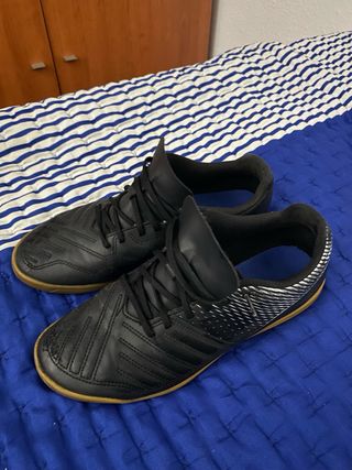 Sapatilhas Kipsta Pretas e Castanhas