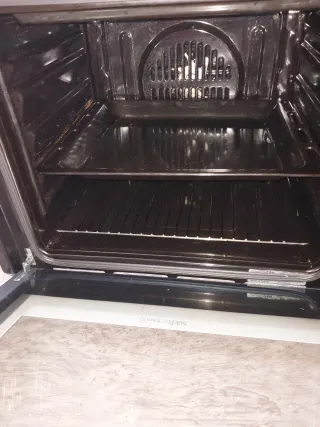 Horno eléctrico Universal Blue blanco