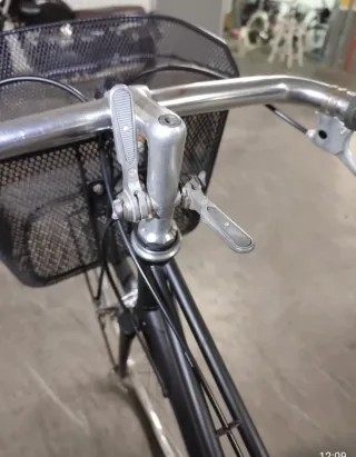 Bicicleta Peugeot Clásica con Cesta