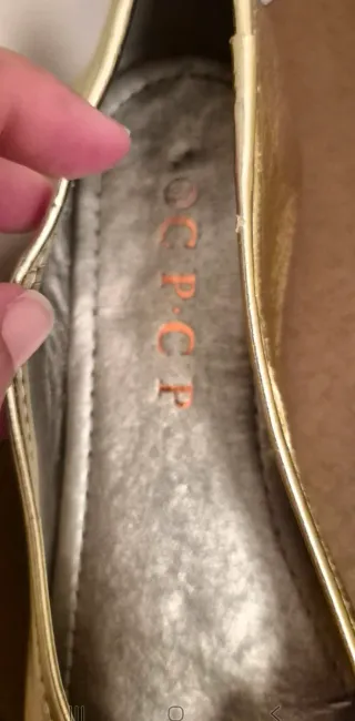 Bailarinas doradas con lazo