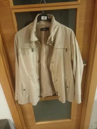 Chaqueta mujer beige
