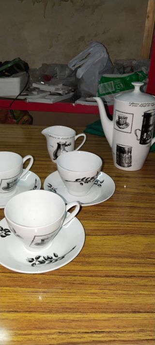 Juego de café porcelana blanco y negro