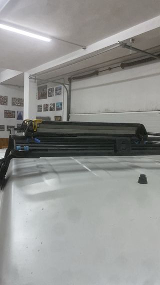 Baca Africana AFN para Toyota KZJ con Vierteaguas