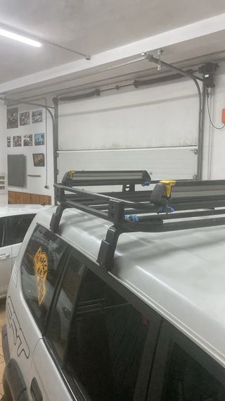 Baca Africana AFN para Toyota KZJ con Vierteaguas