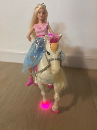 Barbie Princesa con Caballo Musical