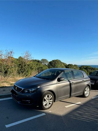 Peugeot 308 2021