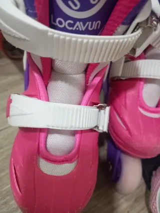 Patines en línea infantiles, rodilleras, casco y b