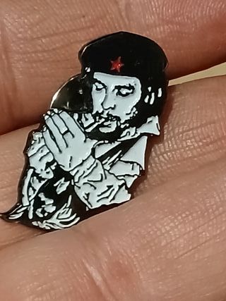 Pin Che Guevara con stella rossa
