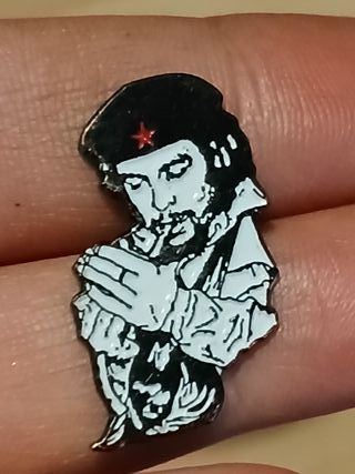 Pin Che Guevara con stella rossa