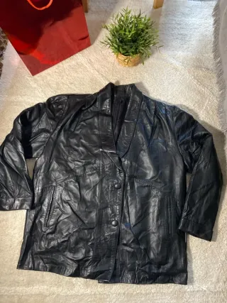 Chaqueta de cuero vintage negra