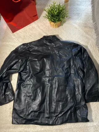 Chaqueta de cuero vintage negra