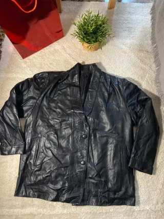 Chaqueta de cuero vintage negra