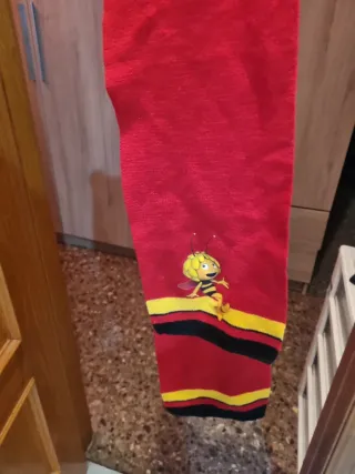 Gorro y bufanda Maya la Abeja