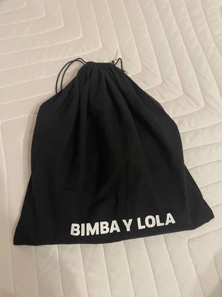 Bolso BIMBA Y LOLA negro y azul